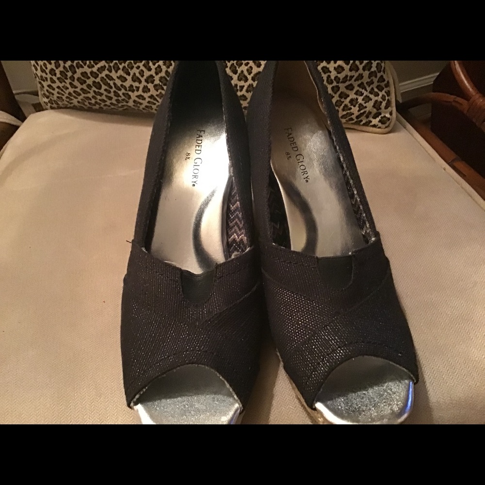 Black Shimmer Wedges